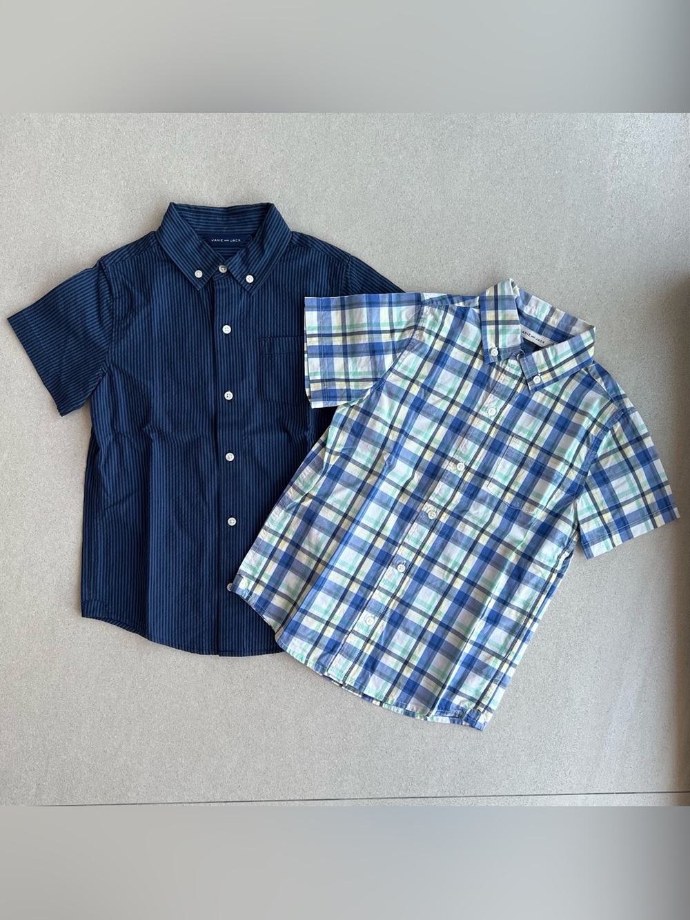 Janie and Jack short sleeve button down shirt - set of 2, size 7